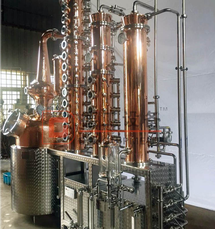 500L/800L High Quality Gin Whisky Distillation Equipment Copper